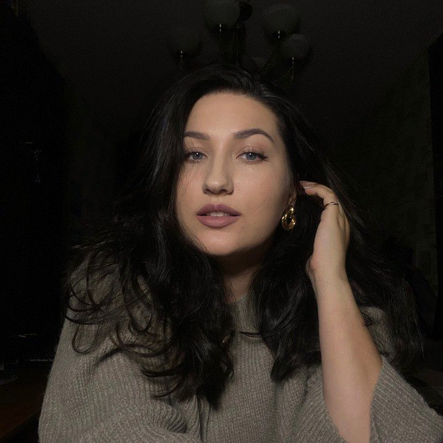 Полина